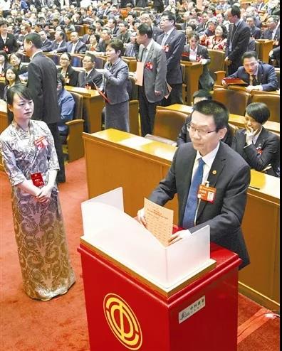 中国工会新一届领导机构诞生1.jpg